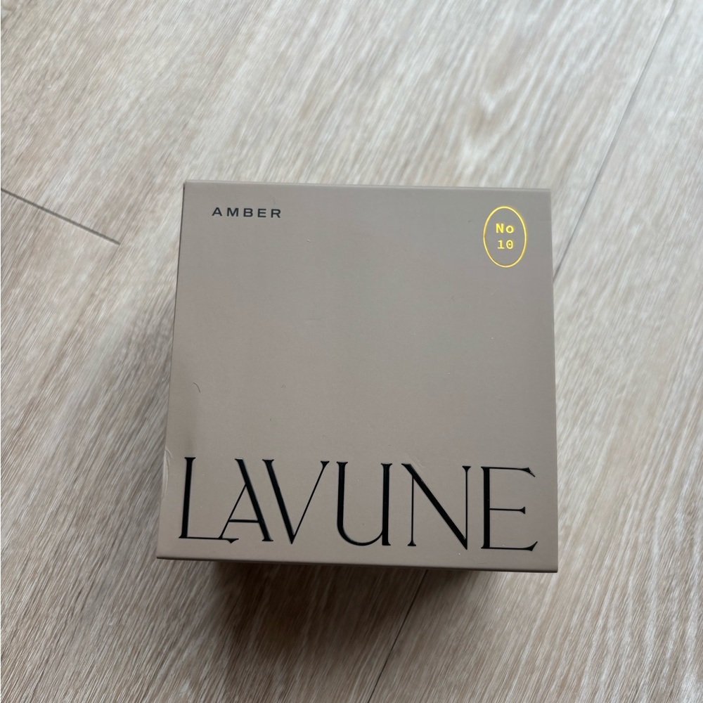 Lavune Amber No. 10 Candle